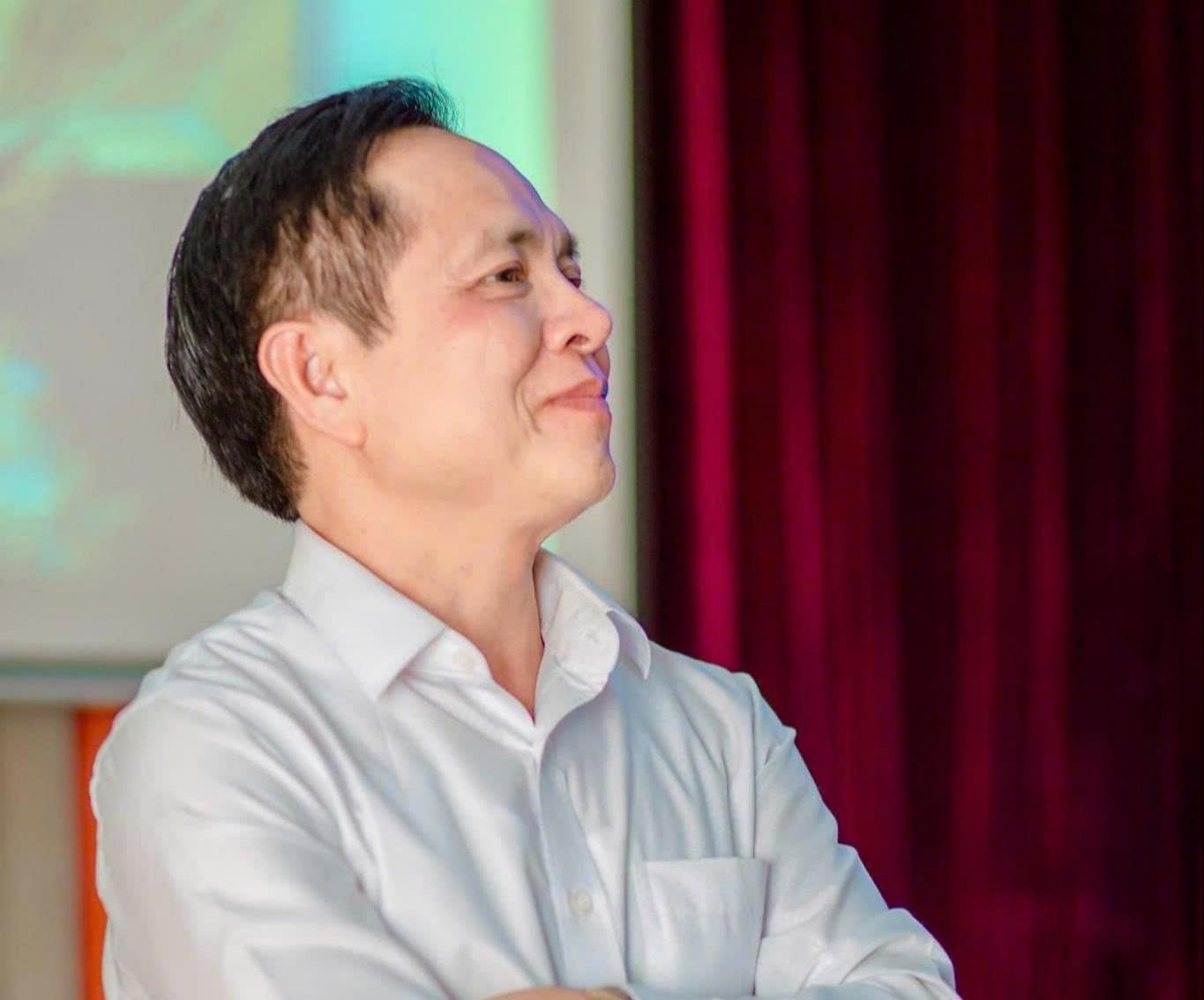 Lời chúc của Thầy Hiệu trưởng Nguyễn Quang Liệu gửi đến các em học sinh K4